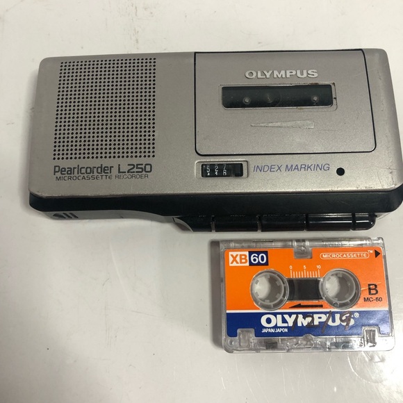 Olympus Pearlcoder L250 Microcassette Recorder - Picture 4 of 5